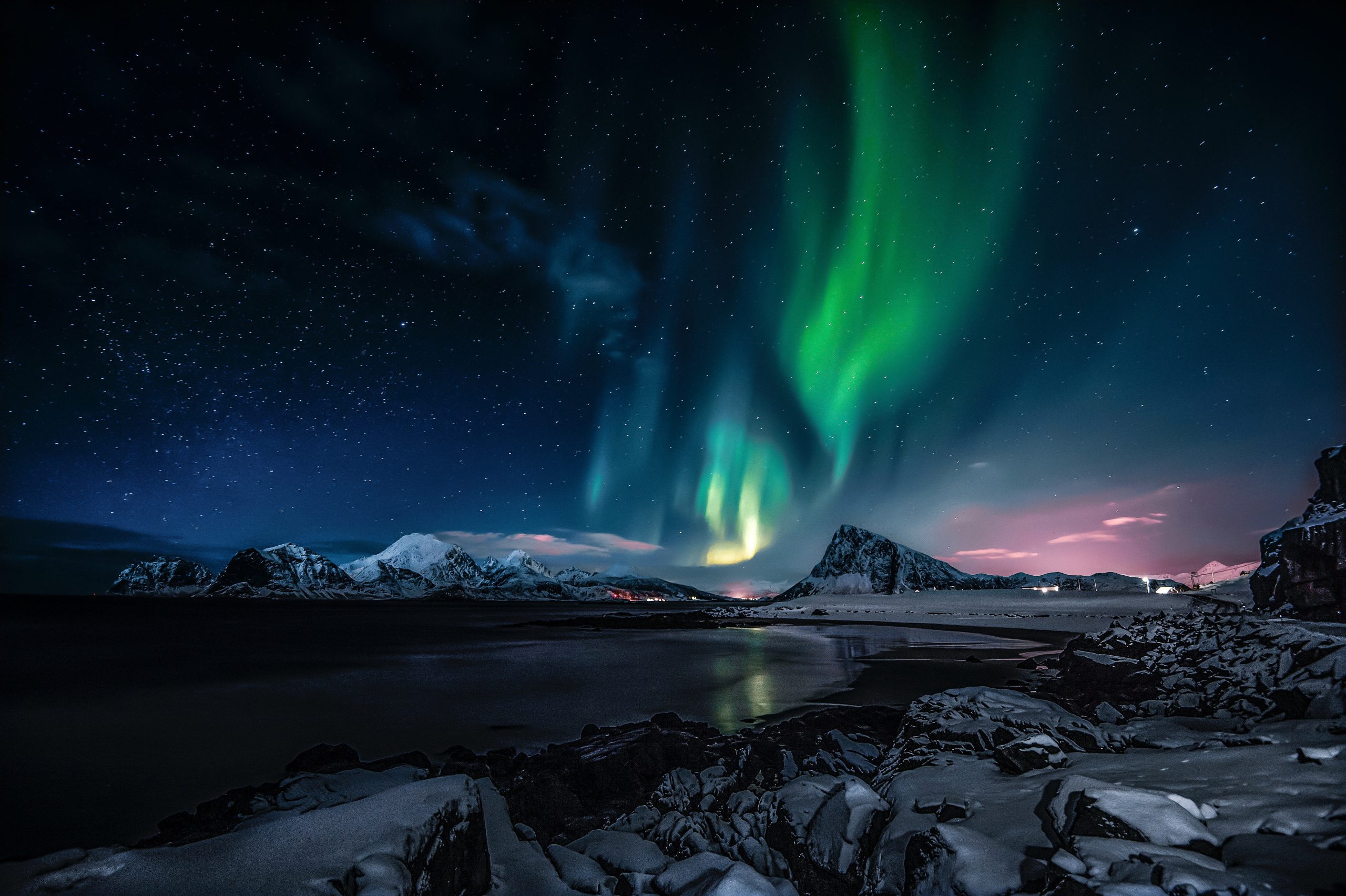 Northern lights background image