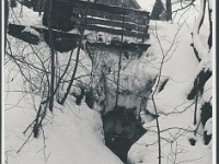 17. veebruar 1980  Pihkva obl,, Petseri raj., Kosselka k.  Allikas = küla kaev, millel olevat tervistav toime