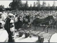 2. august 1986  Setomaa, Obinitsa k. IV Leelopäev.   Kes pildil?  Foto: Aivar Palmre