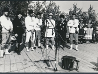 2. august 1986  Setomaa, Obinitsa k. IV Leelopäev. Ansambel Leegajus  Ain Sarv, ?, Igor Tõnurist, ?, ?, ?, ?, ?, Õie Sarv, Leida Heliste, ?  Foto: Aivar Palmre